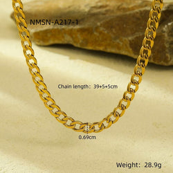 Image of French Style Retro Easy Matching High-grade Titanium Steel Gold-plated Non-fading Clavicle Chain